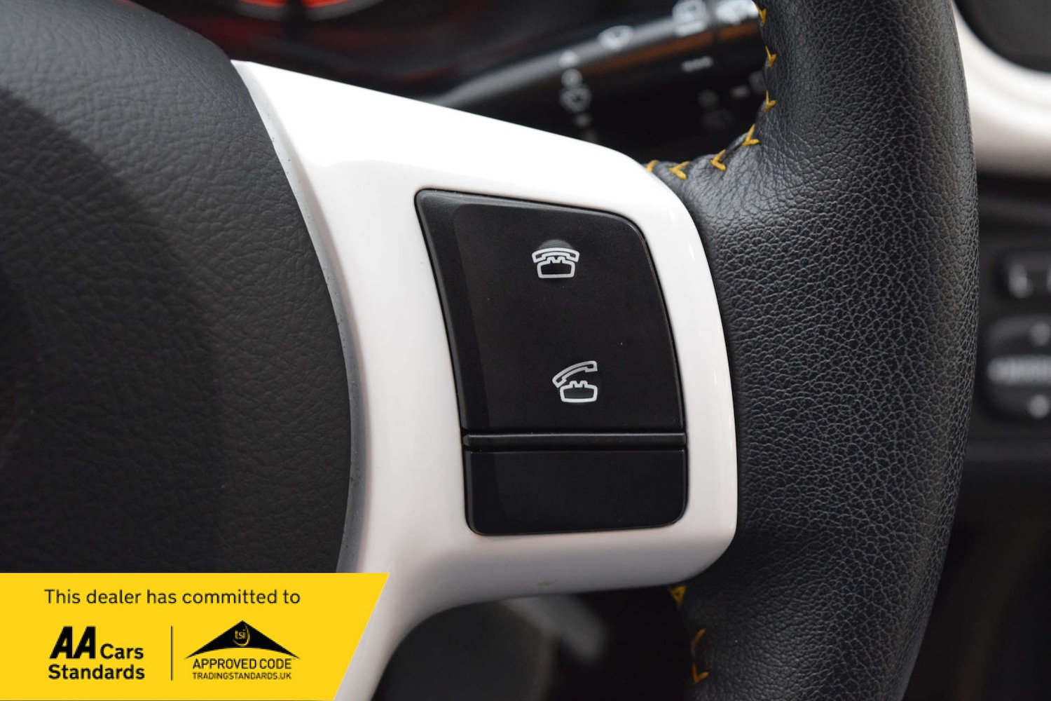 Used Toyota Yaris 2013 for sale - 77682104: Photo 48