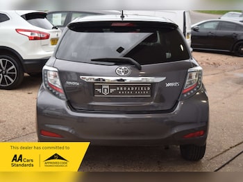 Used Toyota Yaris 2013 for sale - 77682104: Photo