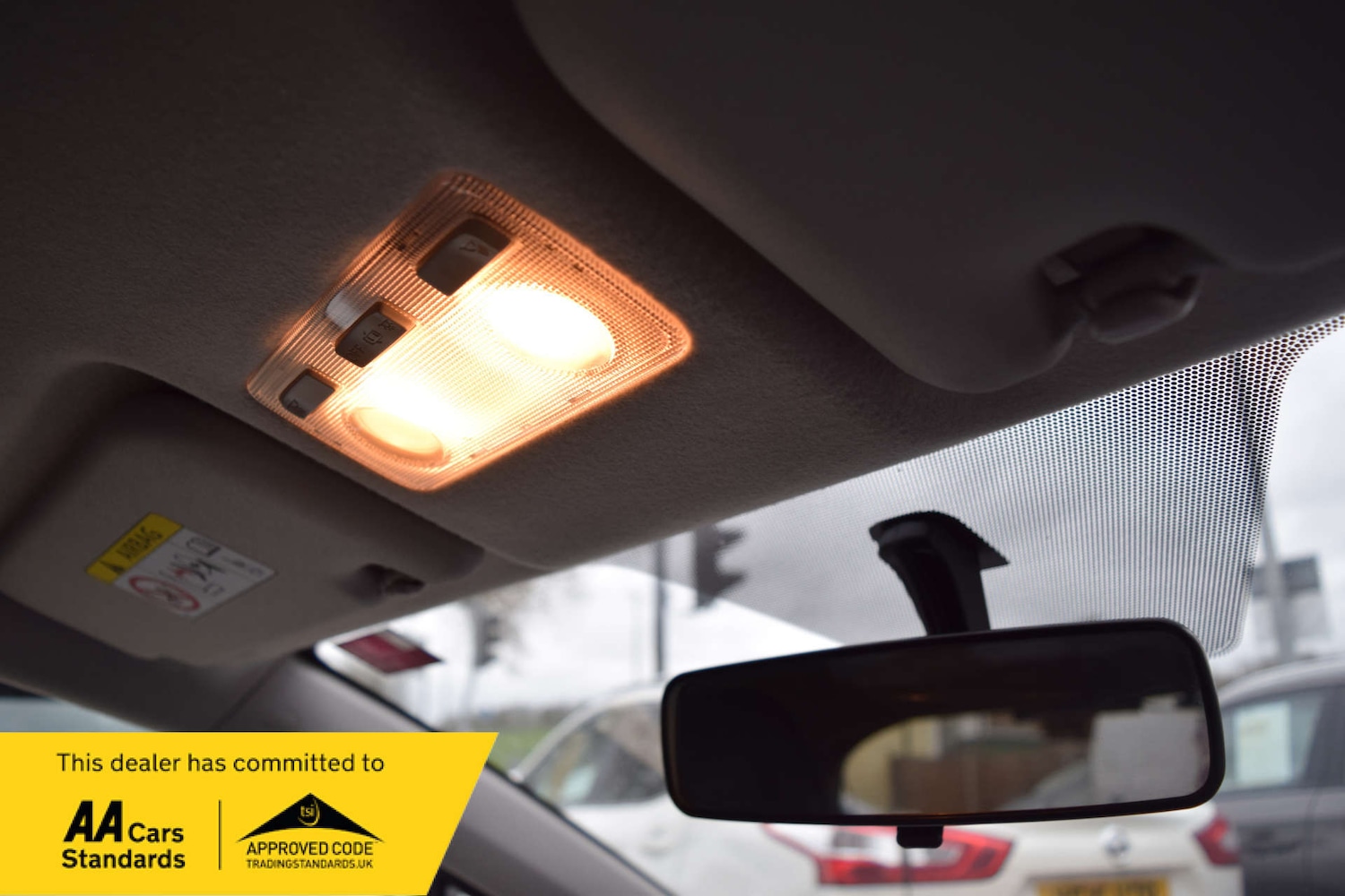 Used Toyota Yaris 2013 for sale - 77682104: Photo 56