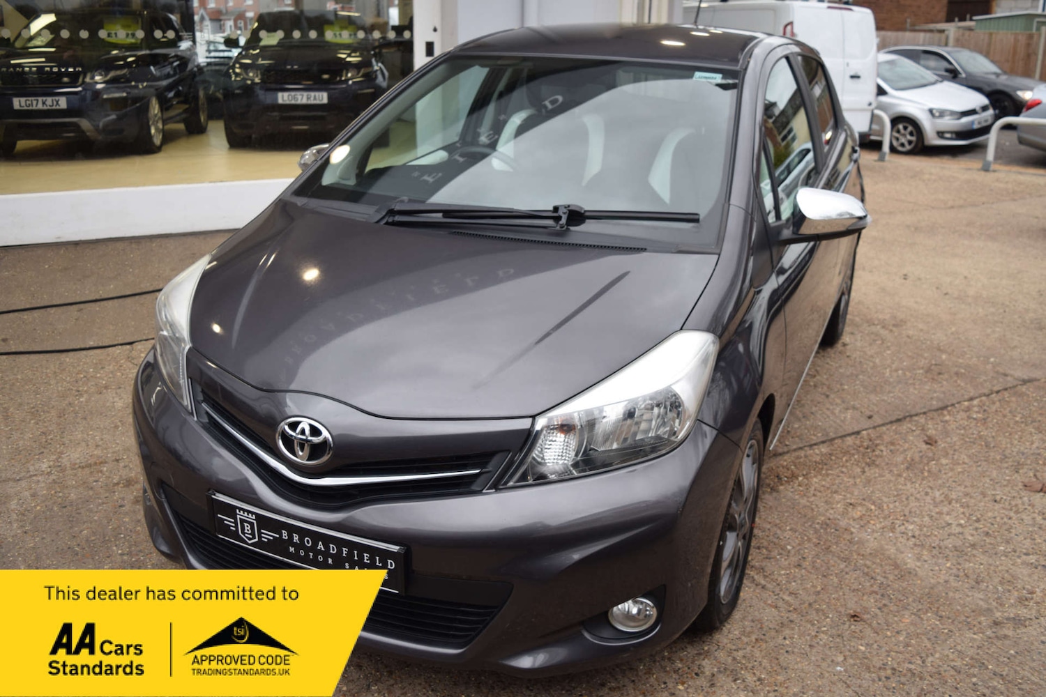 Used Toyota Yaris 2013 for sale - 77682104: Photo 7