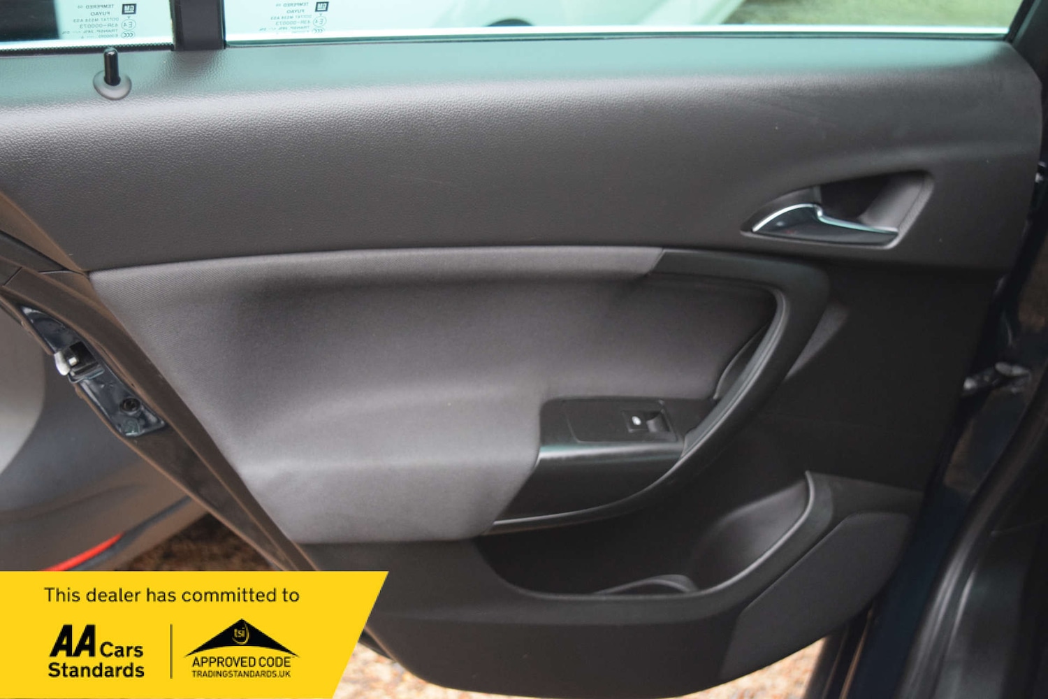 Used Vauxhall Insignia 2016 for sale - 77640556: Photo 28