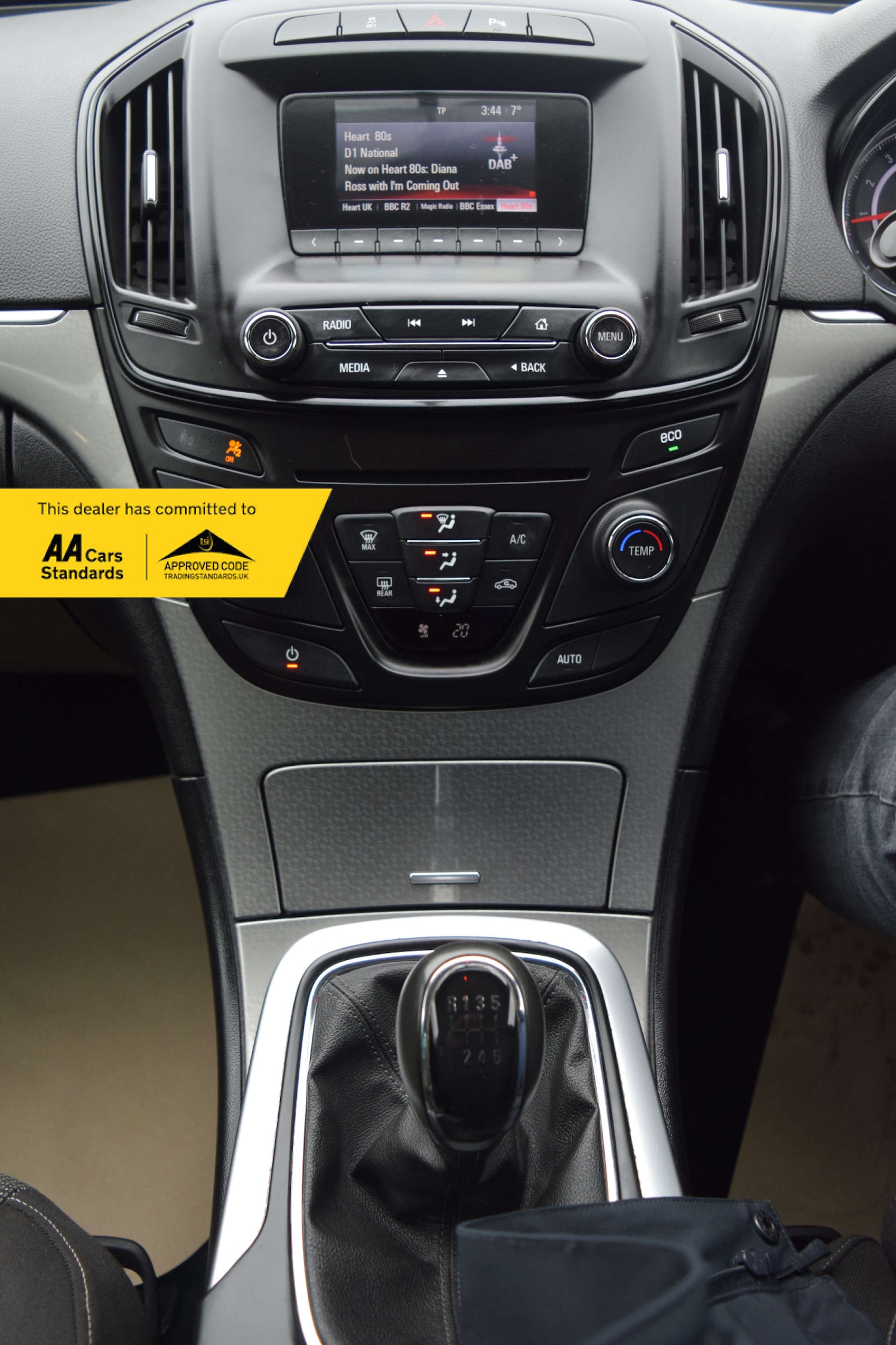 Used Vauxhall Insignia 2016 for sale - 77640556: Photo 42