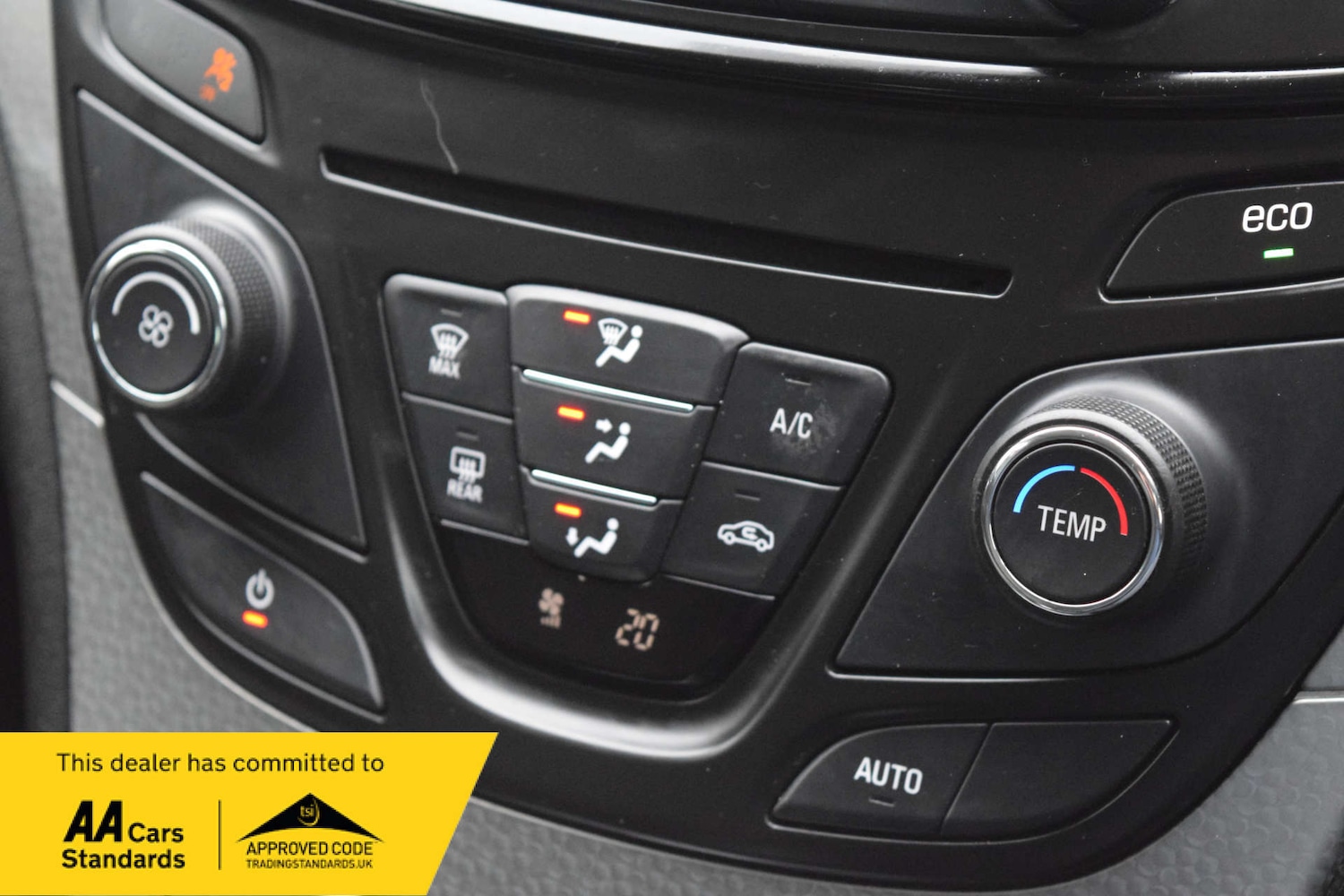 Used Vauxhall Insignia 2016 for sale - 77640556: Photo 44