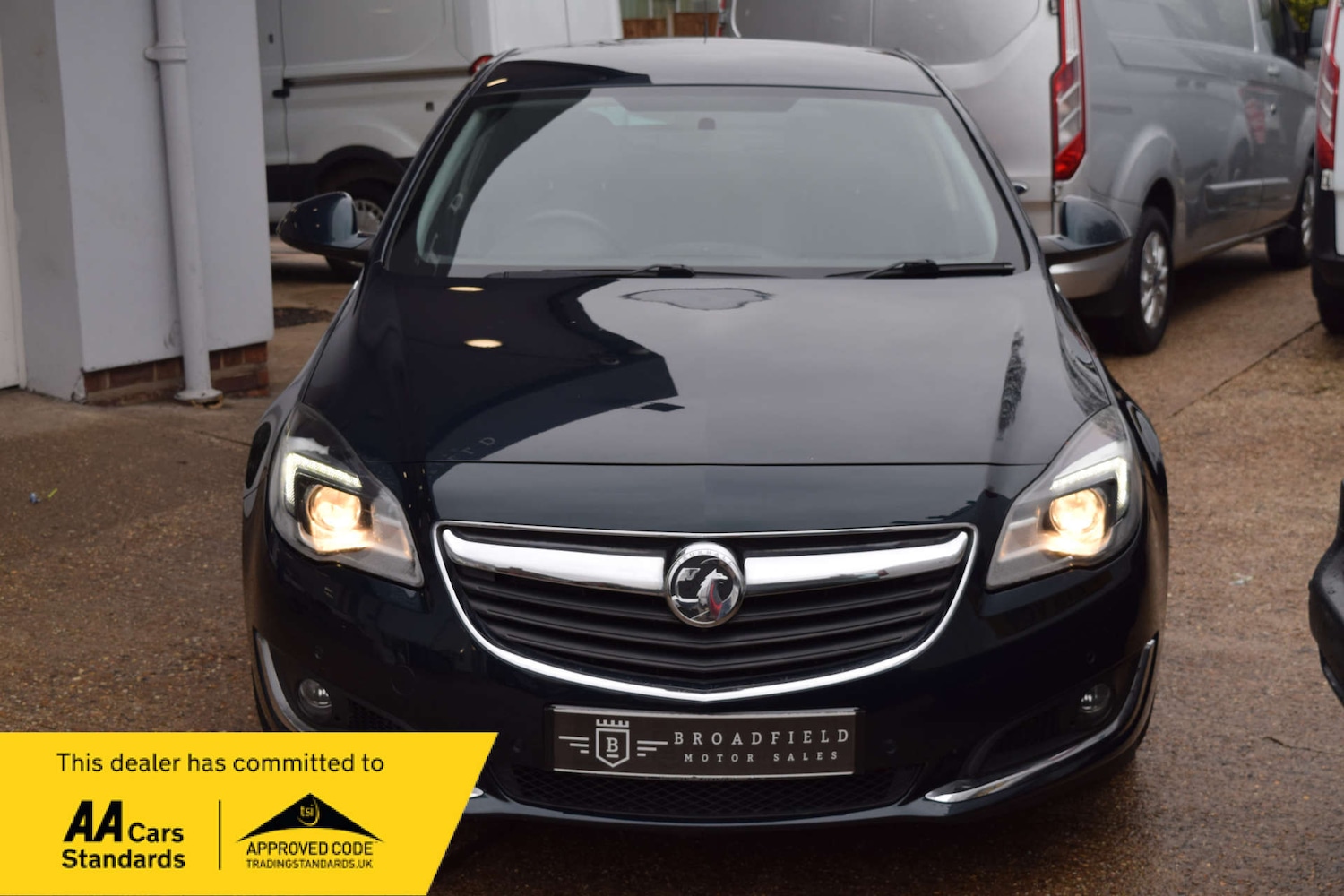 Used Vauxhall Insignia 2016 for sale - 77640556: Photo 8