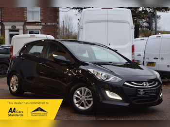Used Hyundai i30 2012 for sale - 76567733: Photo