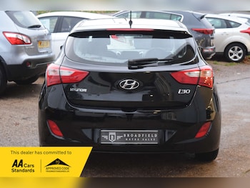 Used Hyundai i30 2012 for sale - 76567733: Photo