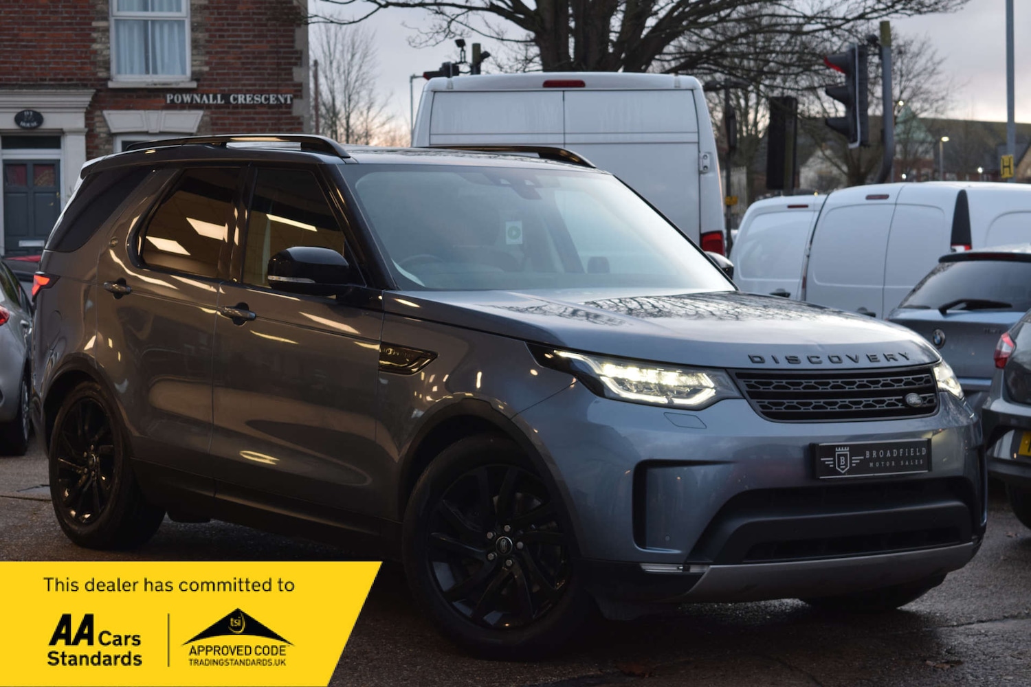 Used Land Rover Discovery 2018 for sale - 76910594: Photo 1