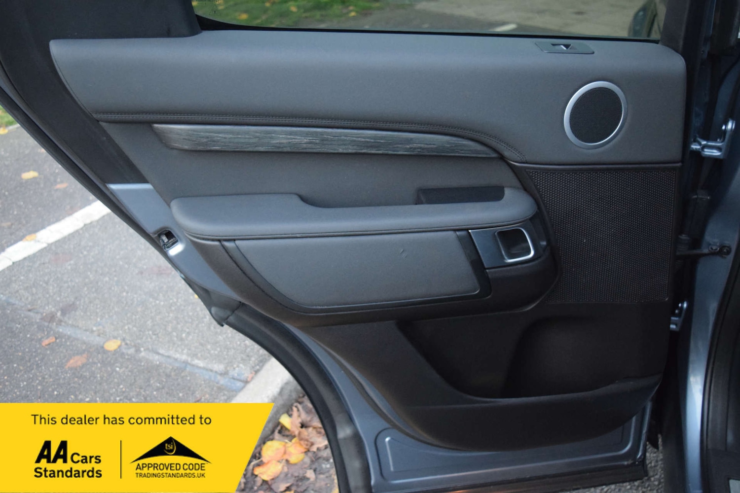 Used Land Rover Discovery 2018 for sale - 76910594: Photo 36