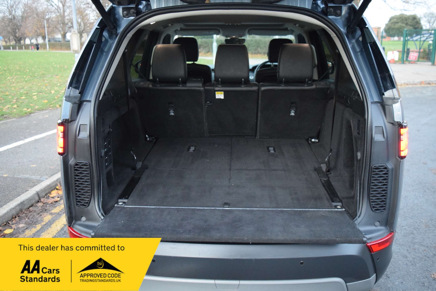 Used Land Rover Discovery 2018 for sale - 76910594: Photo 39