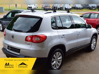 Used Volkswagen Tiguan 2011 for sale - 78793813: Photo