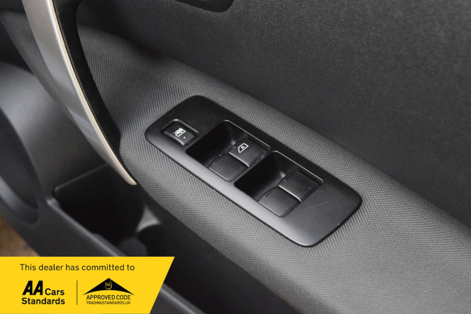 Used Nissan Qashqai 2011 for sale - 76491002: Photo 39