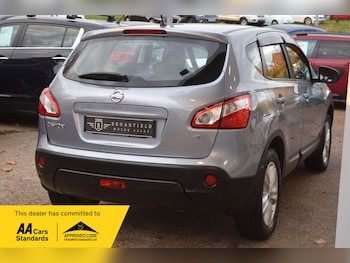 Used Nissan Qashqai 2011 for sale - 76491002: Photo