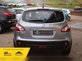 Used Nissan Qashqai 2011 for sale - 76491002: Photo