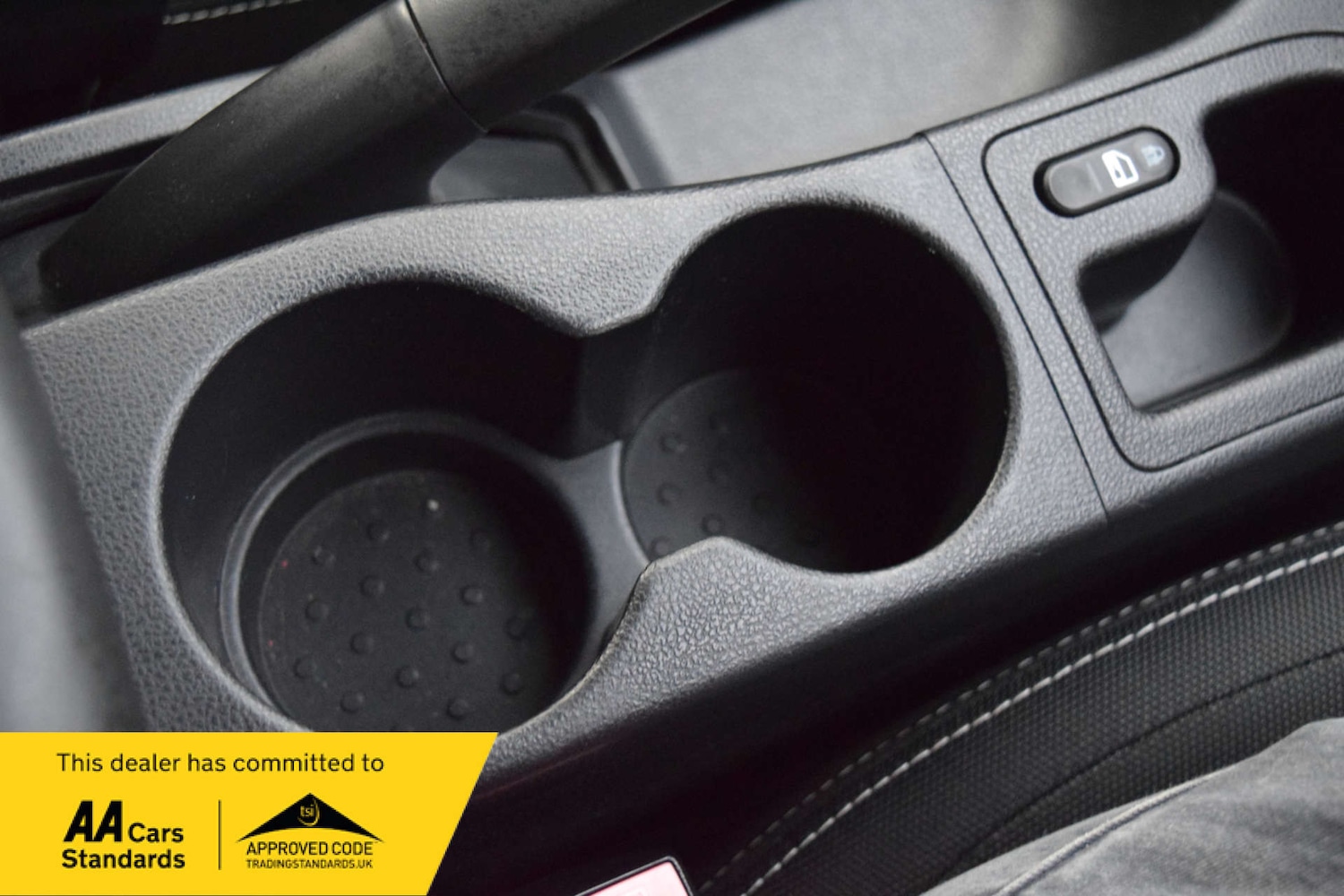 Used Nissan Qashqai 2011 for sale - 76491002: Photo 55