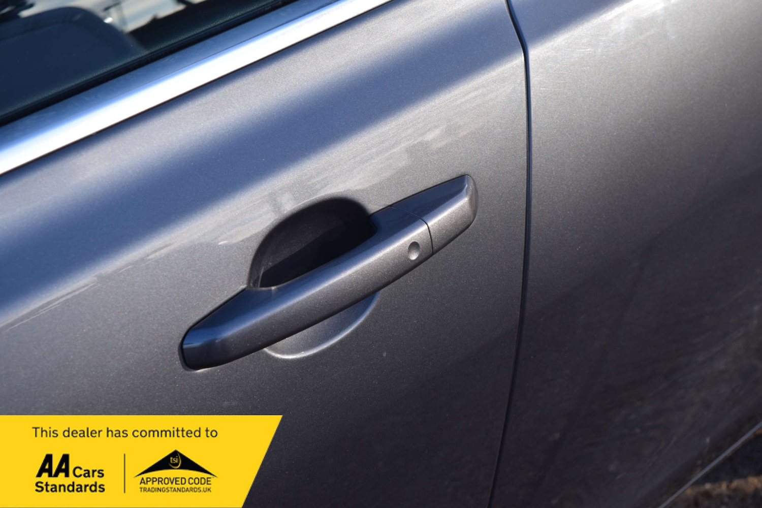 Used Jaguar XF 2015 for sale - 77312206: Photo 12