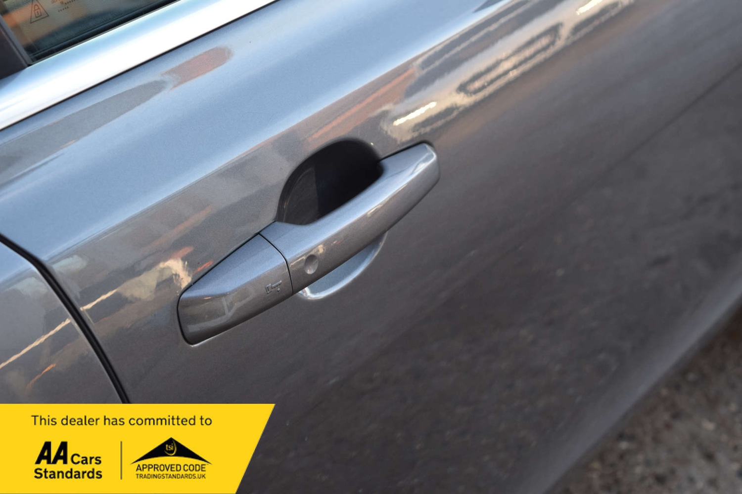 Used Jaguar XF 2015 for sale - 77312206: Photo 15