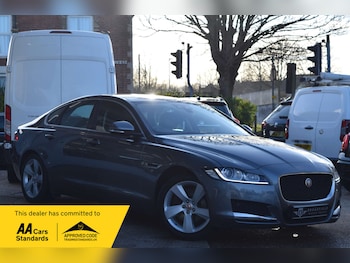 Used Jaguar XF 2015 for sale - 77312206: Photo