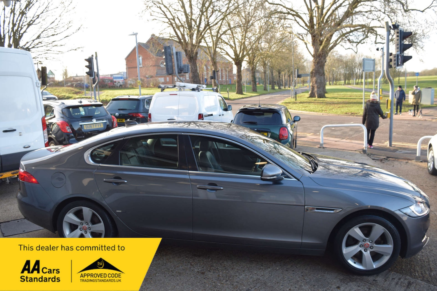 Used Jaguar XF 2015 for sale - 77312206: Photo 2