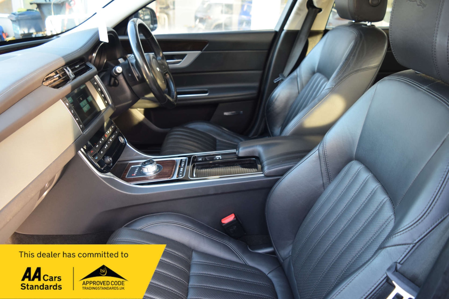 Used Jaguar XF 2015 for sale - 77312206: Photo 29