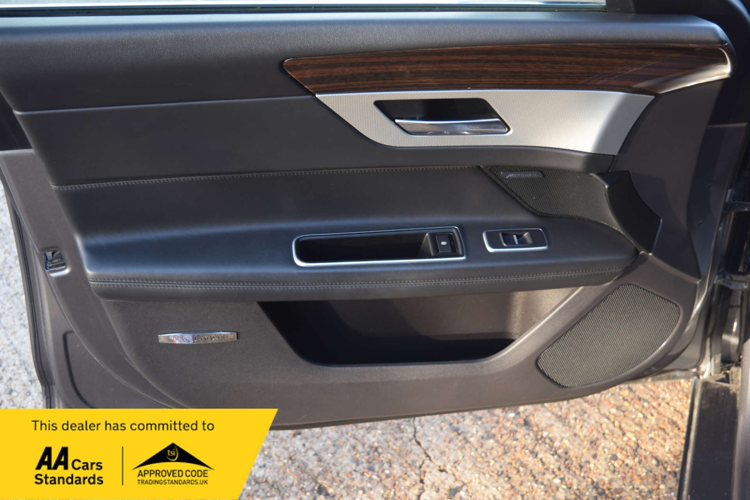 Used Jaguar XF 2015 for sale - 77312206: Photo 31