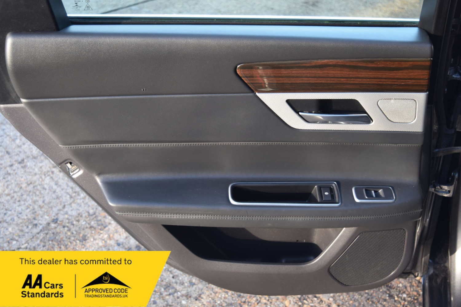 Used Jaguar XF 2015 for sale - 77312206: Photo 35