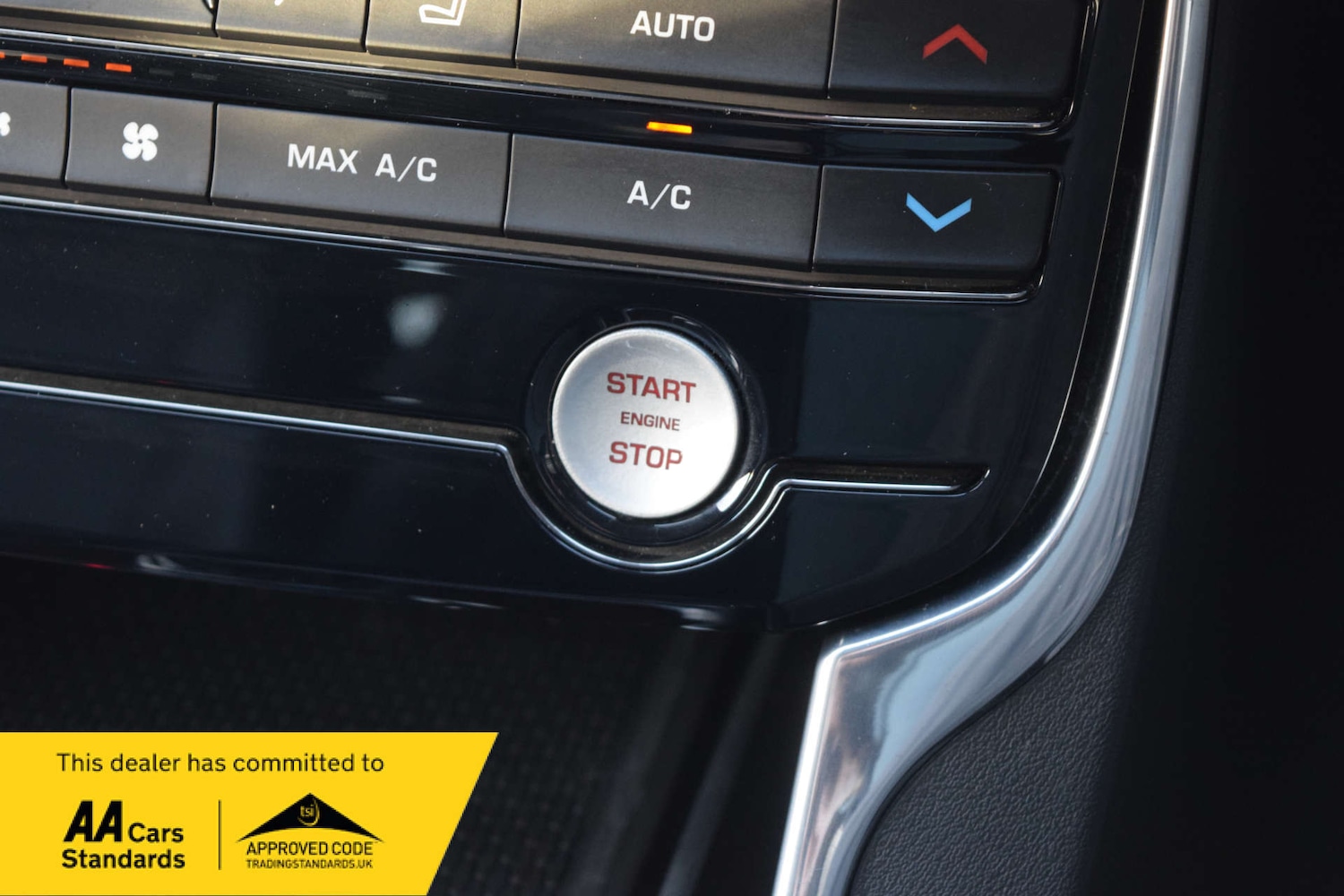 Used Jaguar XF 2015 for sale - 77312206: Photo 57