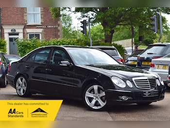 Used Mercedes-Benz E Class 2008 for sale - 78510760: Photo