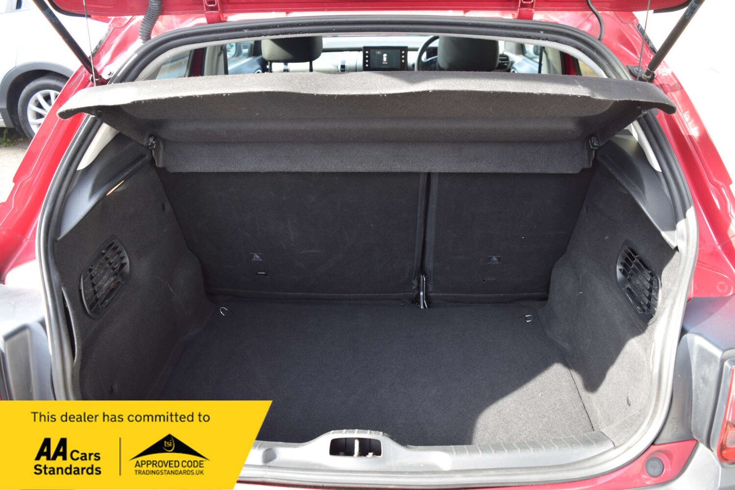 Used Citroen C4 Cactus 2017 for sale - 76363586: Photo 34