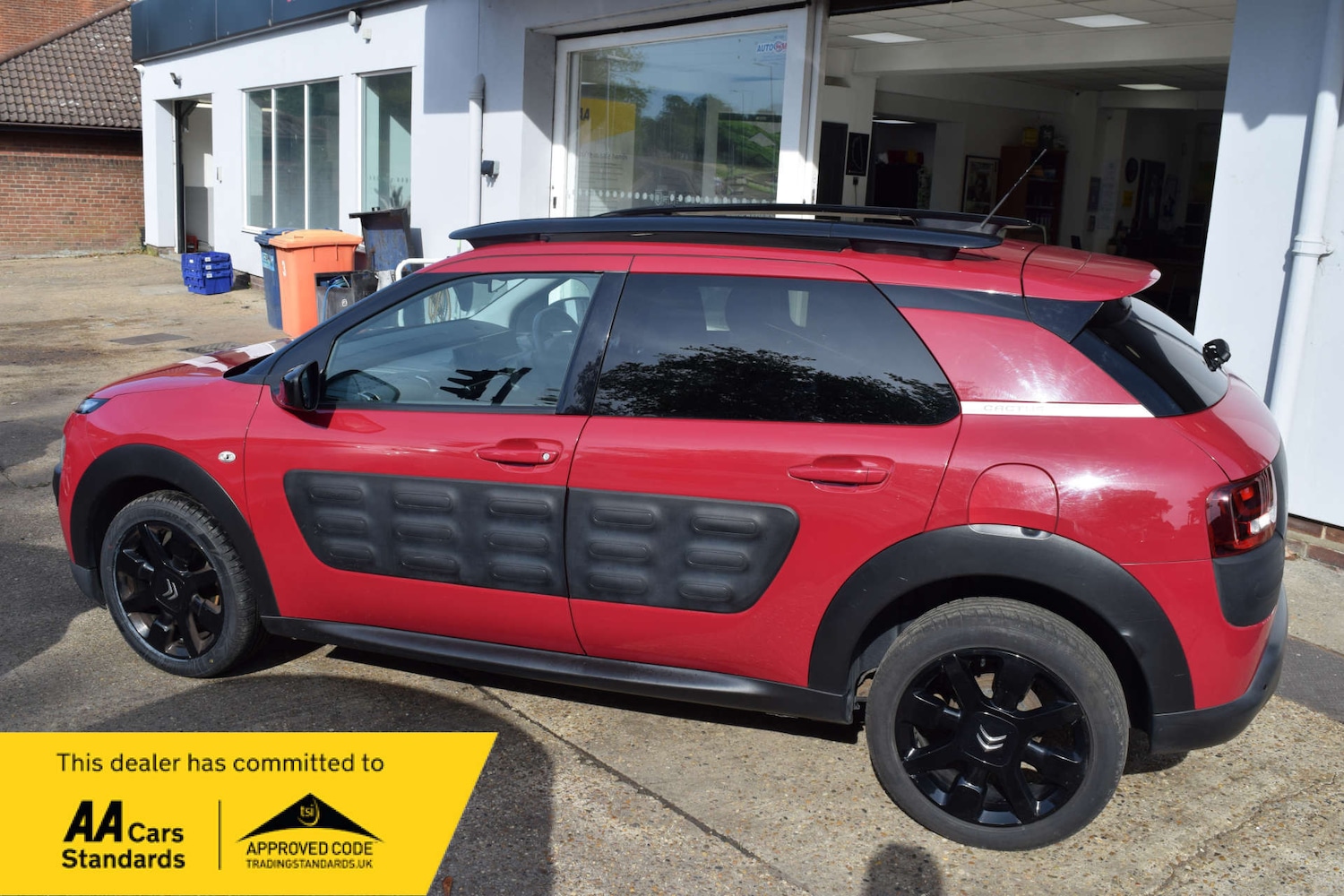 Used Citroen C4 Cactus 2017 for sale - 76363586: Photo 6