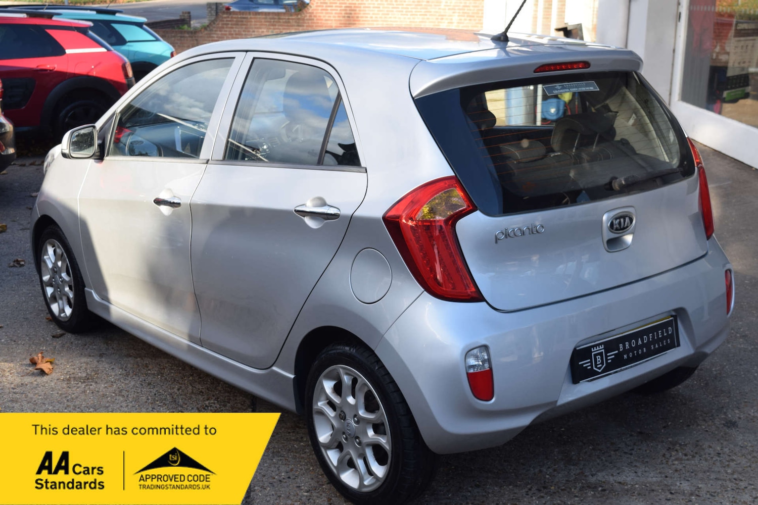 Used Kia Picanto 2011 for sale - 76600752: Photo 5