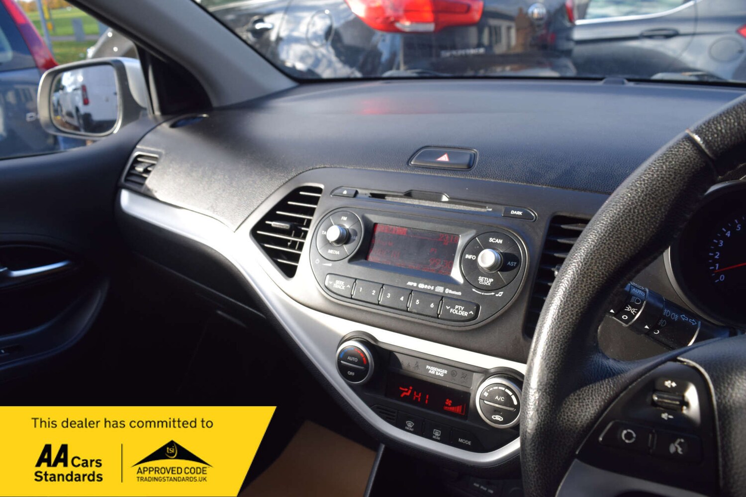 Used Kia Picanto 2011 for sale - 76600752: Photo 55