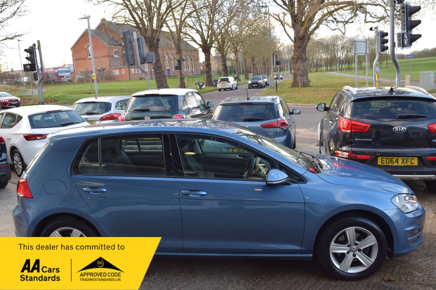 Used Volkswagen Golf 2014 for sale - 77047467: Photo 2