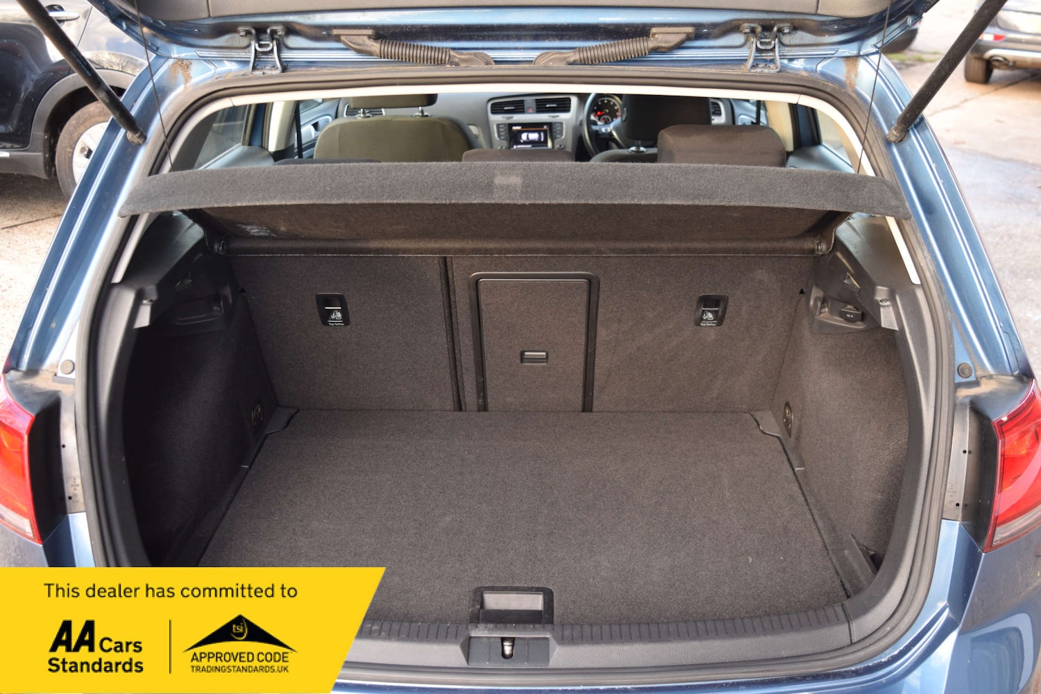 Used Volkswagen Golf 2014 for sale - 77047467: Photo 30