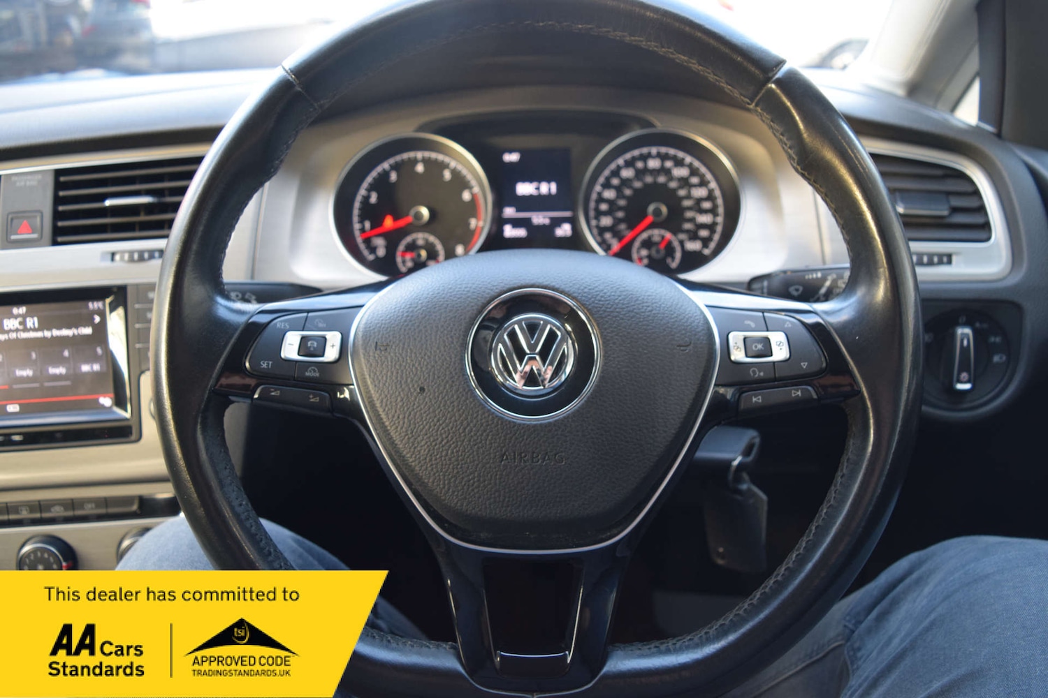 Used Volkswagen Golf 2014 for sale - 77047467: Photo 40
