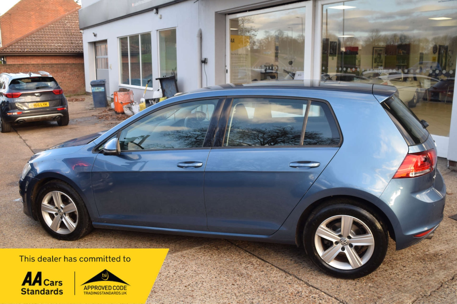 Used Volkswagen Golf 2014 for sale - 77047467: Photo 6