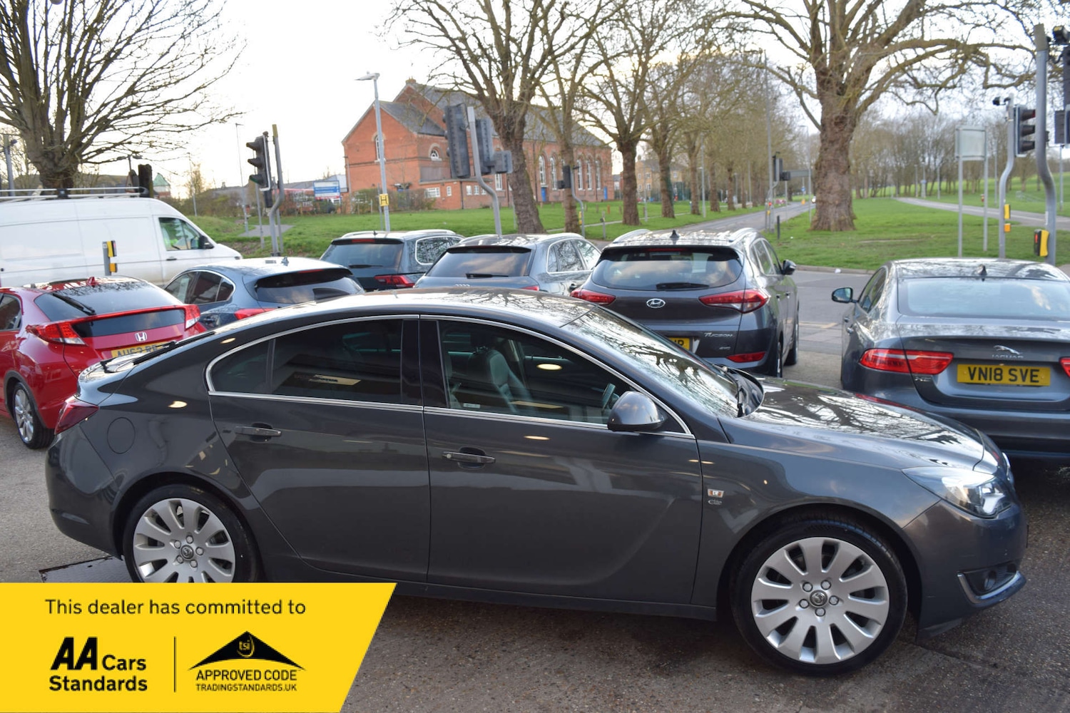 Used Vauxhall Insignia 2016 for sale - 77891373: Photo 2