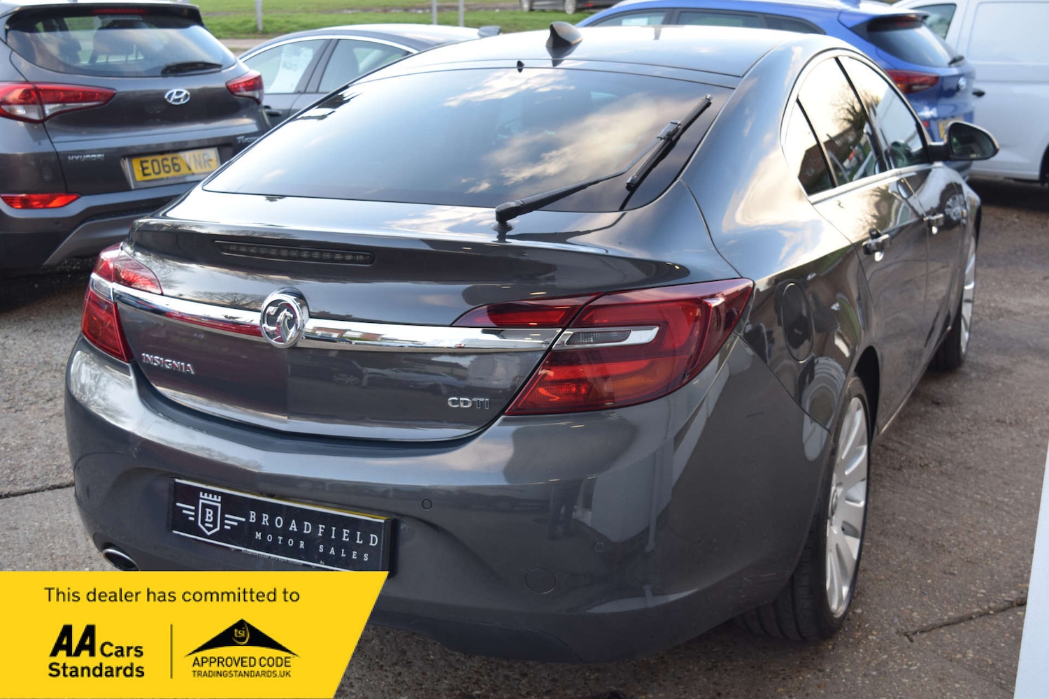 Used Vauxhall Insignia 2016 for sale - 77891373: Photo 3