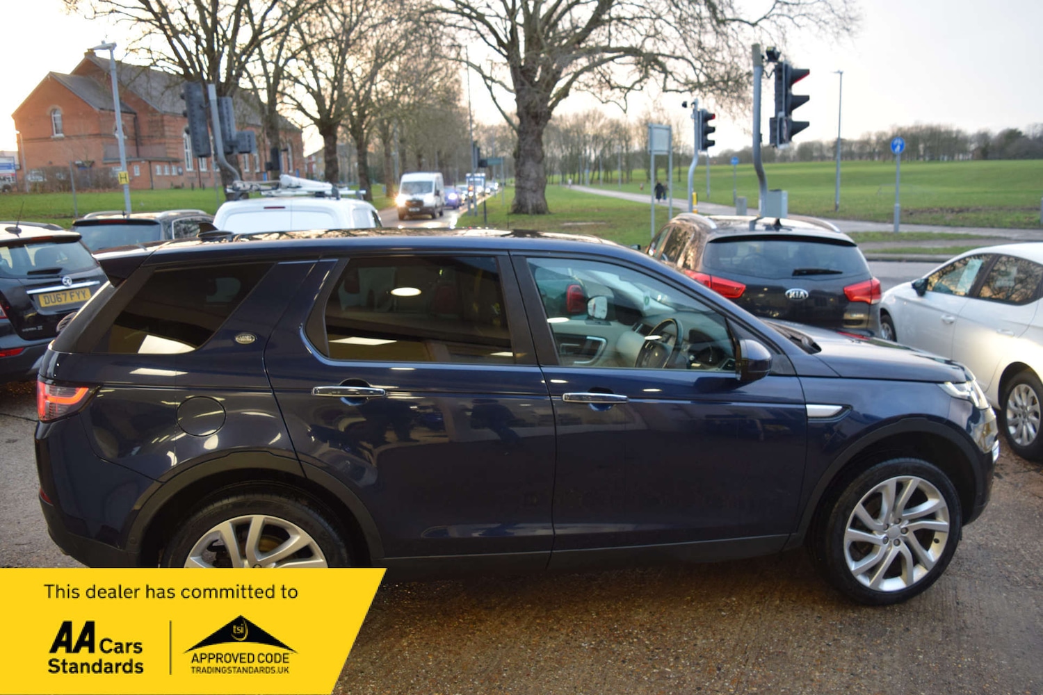 Used Land Rover Discovery Sport 2016 for sale - 77301705: Photo 2