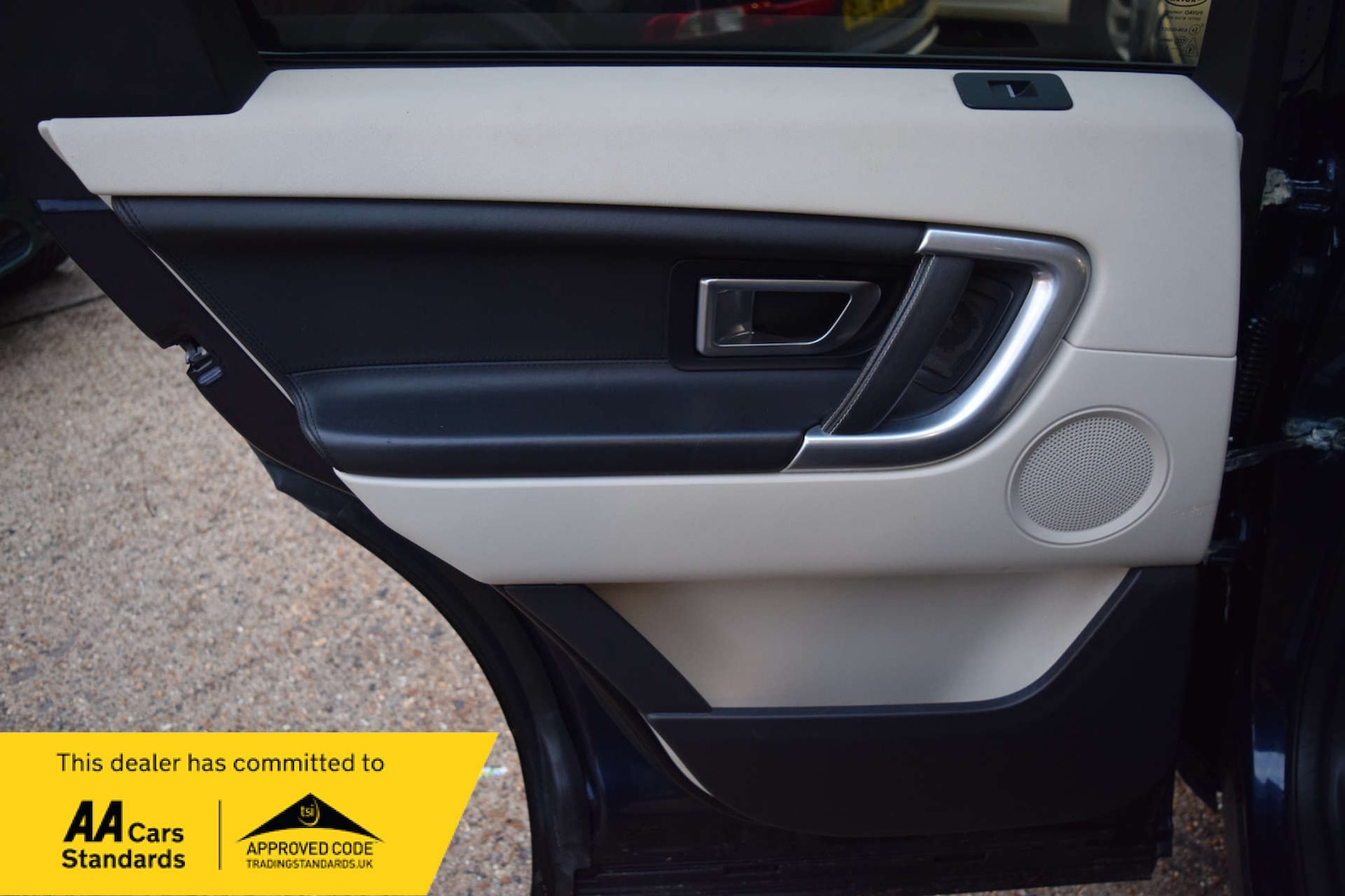 Used Land Rover Discovery Sport 2016 for sale - 77301705: Photo 28