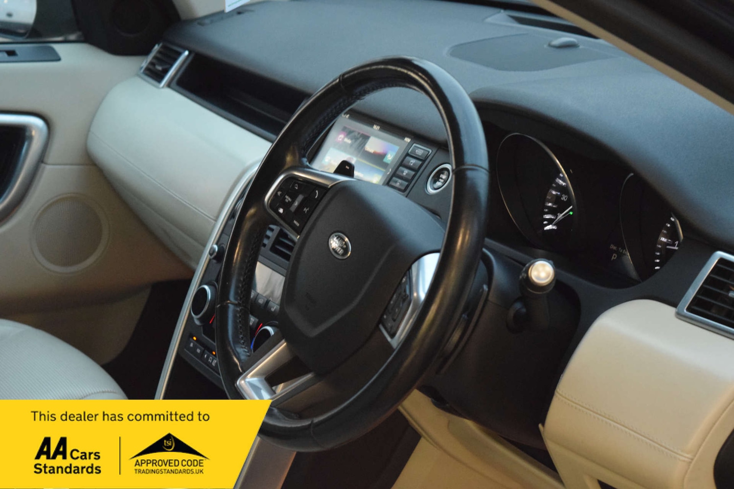 Used Land Rover Discovery Sport 2016 for sale - 77301705: Photo 38