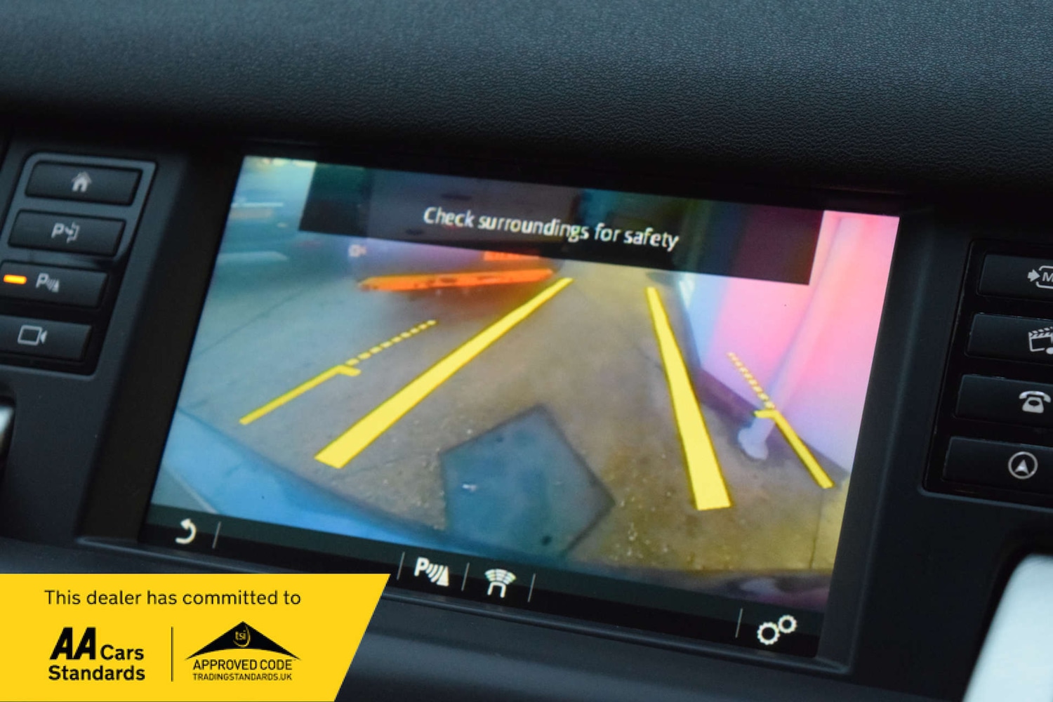 Used Land Rover Discovery Sport 2016 for sale - 77301705: Photo 51