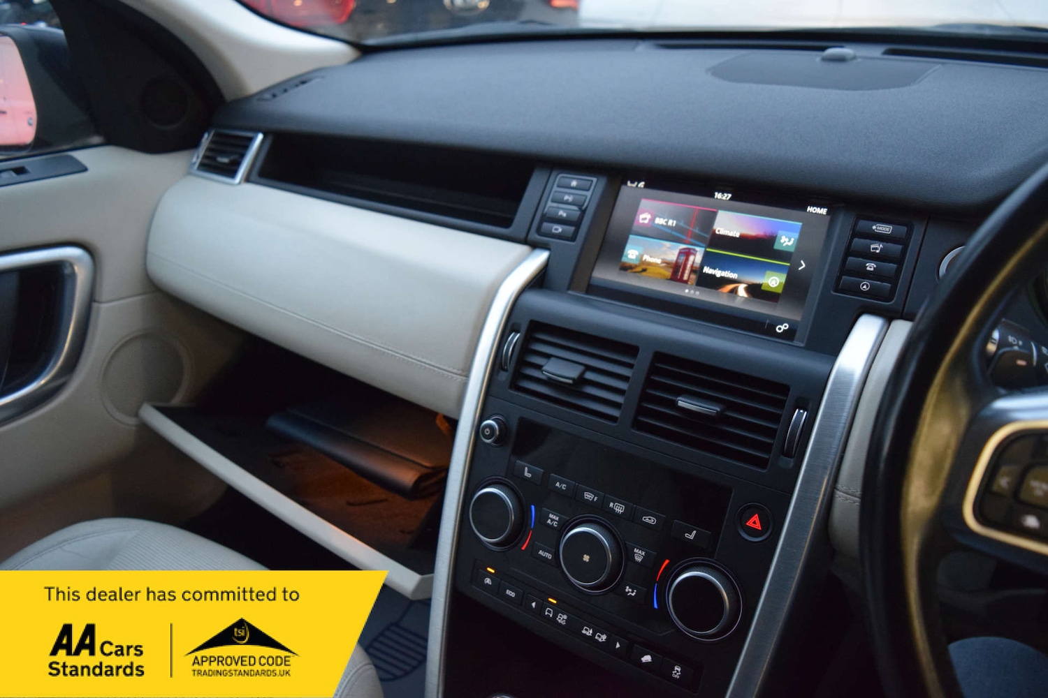 Used Land Rover Discovery Sport 2016 for sale - 77301705: Photo 57