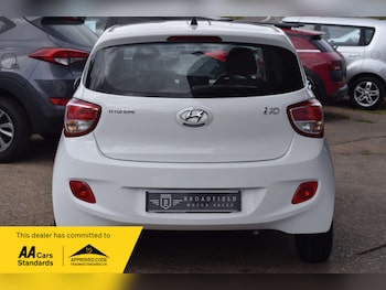 Used Hyundai i10 2015 for sale - 75714257: Photo
