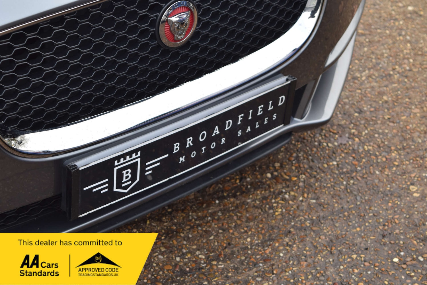 Used Jaguar XE 2018 for sale - 77813552: Photo 10