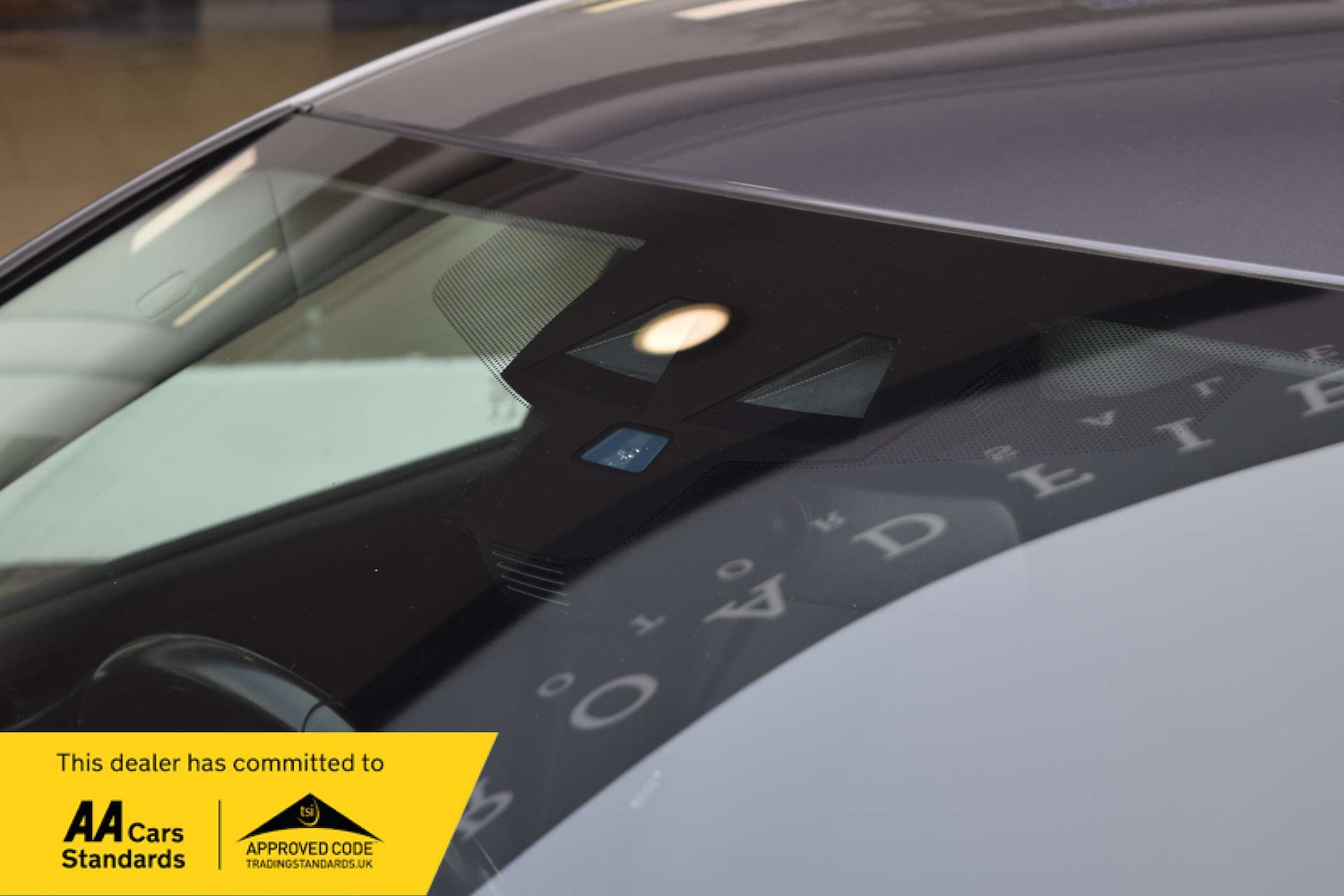 Used Jaguar XE 2018 for sale - 77813552: Photo 13