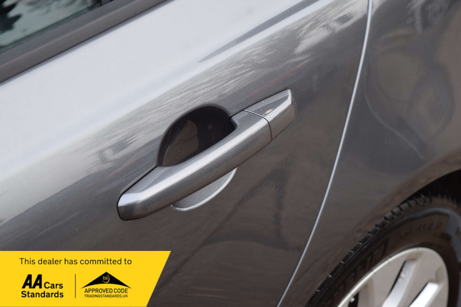 Used Jaguar XE 2018 for sale - 77813552: Photo 16