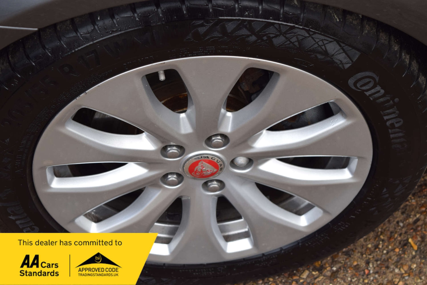 Used Jaguar XE 2018 for sale - 77813552: Photo 24