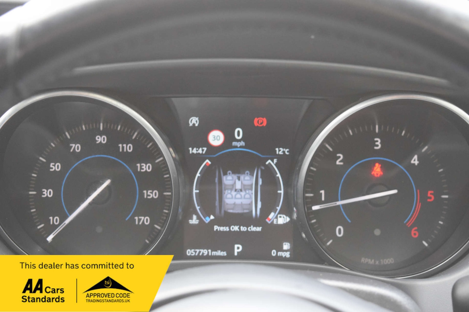 Used Jaguar XE 2018 for sale - 77813552: Photo 45