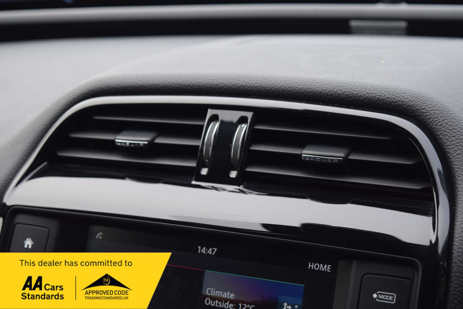 Used Jaguar XE 2018 for sale - 77813552: Photo 51