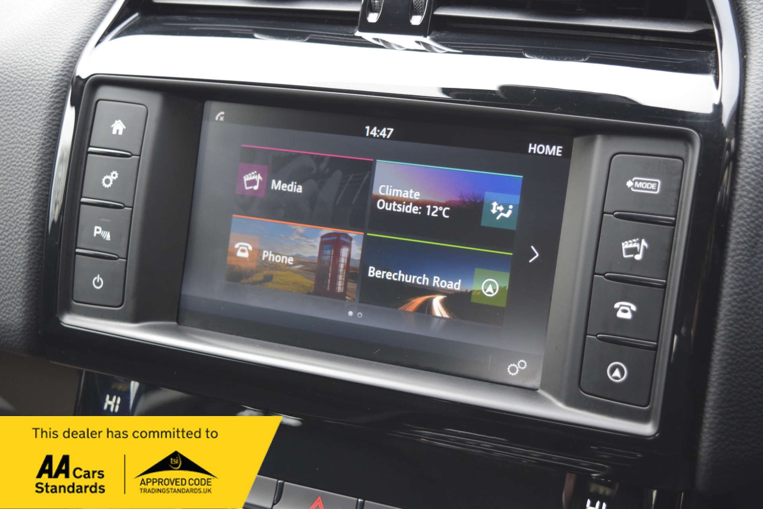 Used Jaguar XE 2018 for sale - 77813552: Photo 52